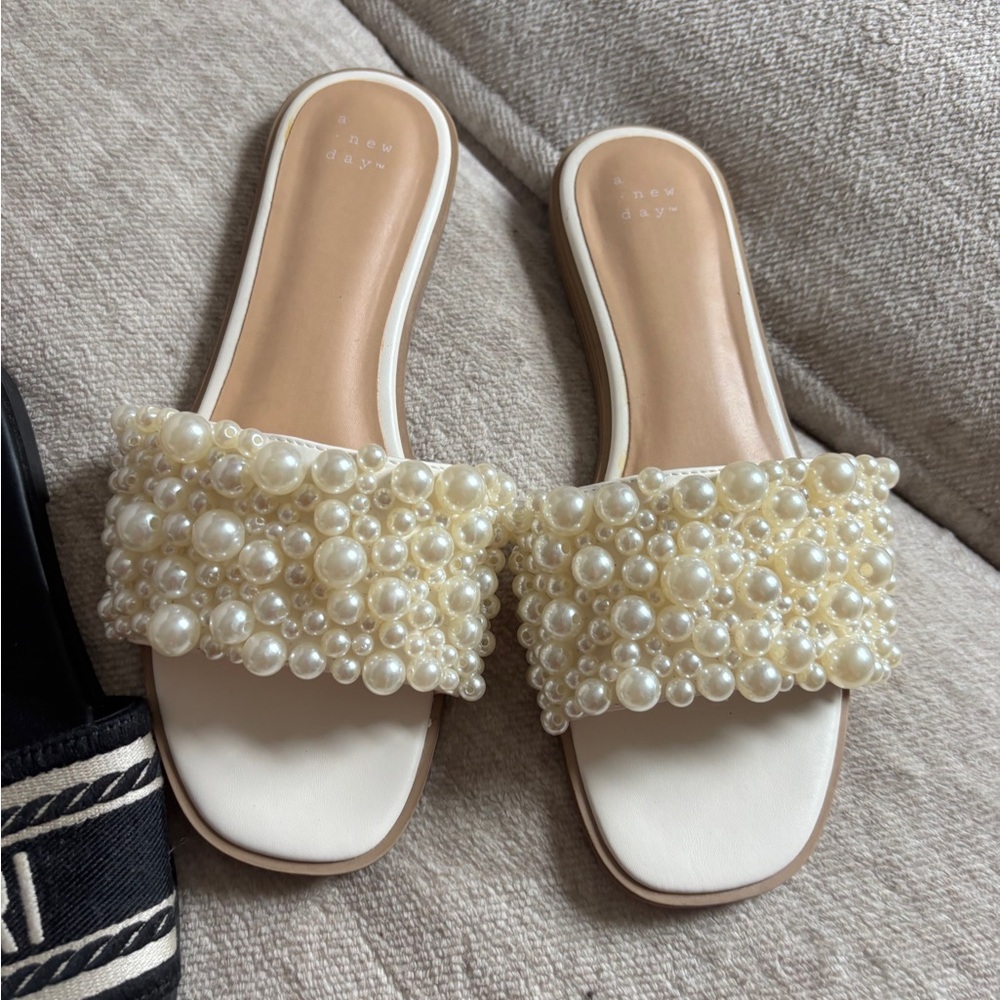 Target sandal bundle - Picture 4 of 7